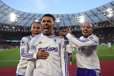 سلسلة تاريخية.. قطار أستون فيلا لا يتوقف مع أوناي إيمري